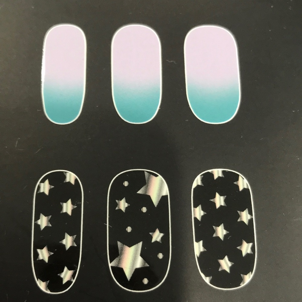 Amorepacific Gel Nail Design Tip - BOGO same priced item - Picture 2 of 9
